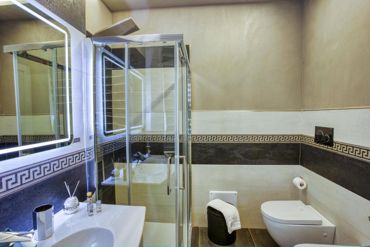 Distinto Suite & Rooms Лече Екстериор снимка