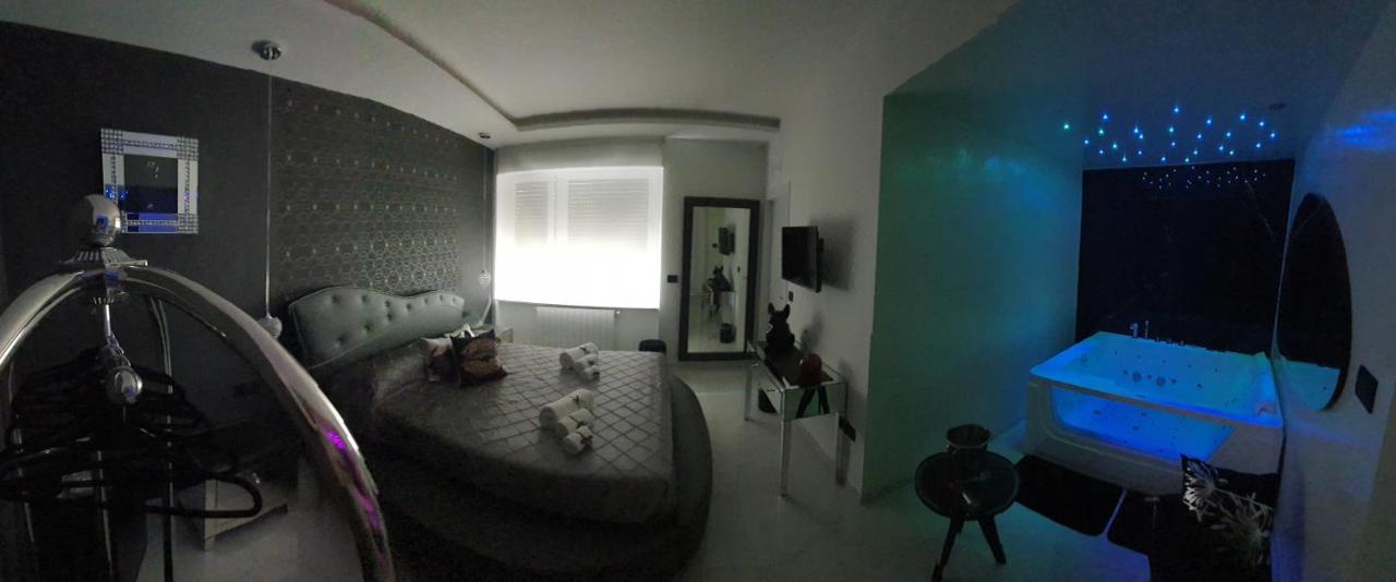 Distinto Suite & Rooms Лече Екстериор снимка